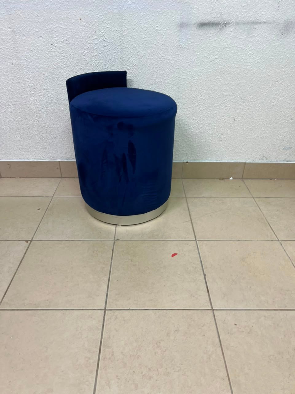 Luxurious Royal Blue Velvet Vanity Stool / Ottoman with Low Backrest – Glamorous Accent Seat with Brushed Chrome/Silver Plinth Base