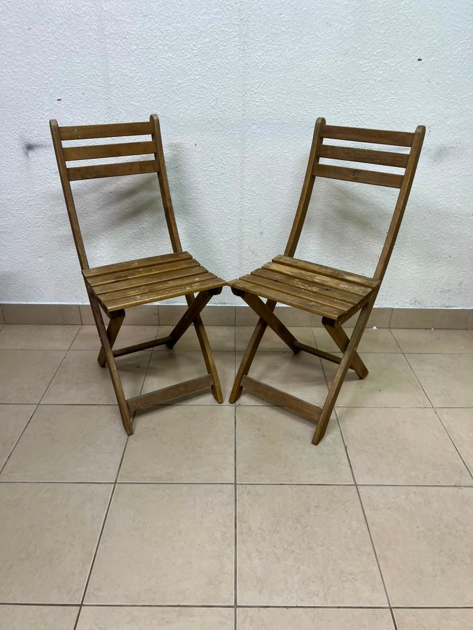 Set of 2 Classic Wooden Folding Chairs – Natural Brown Finish with Slatted Seat & Backrest for Indoor/Outdoor Use - Image 3