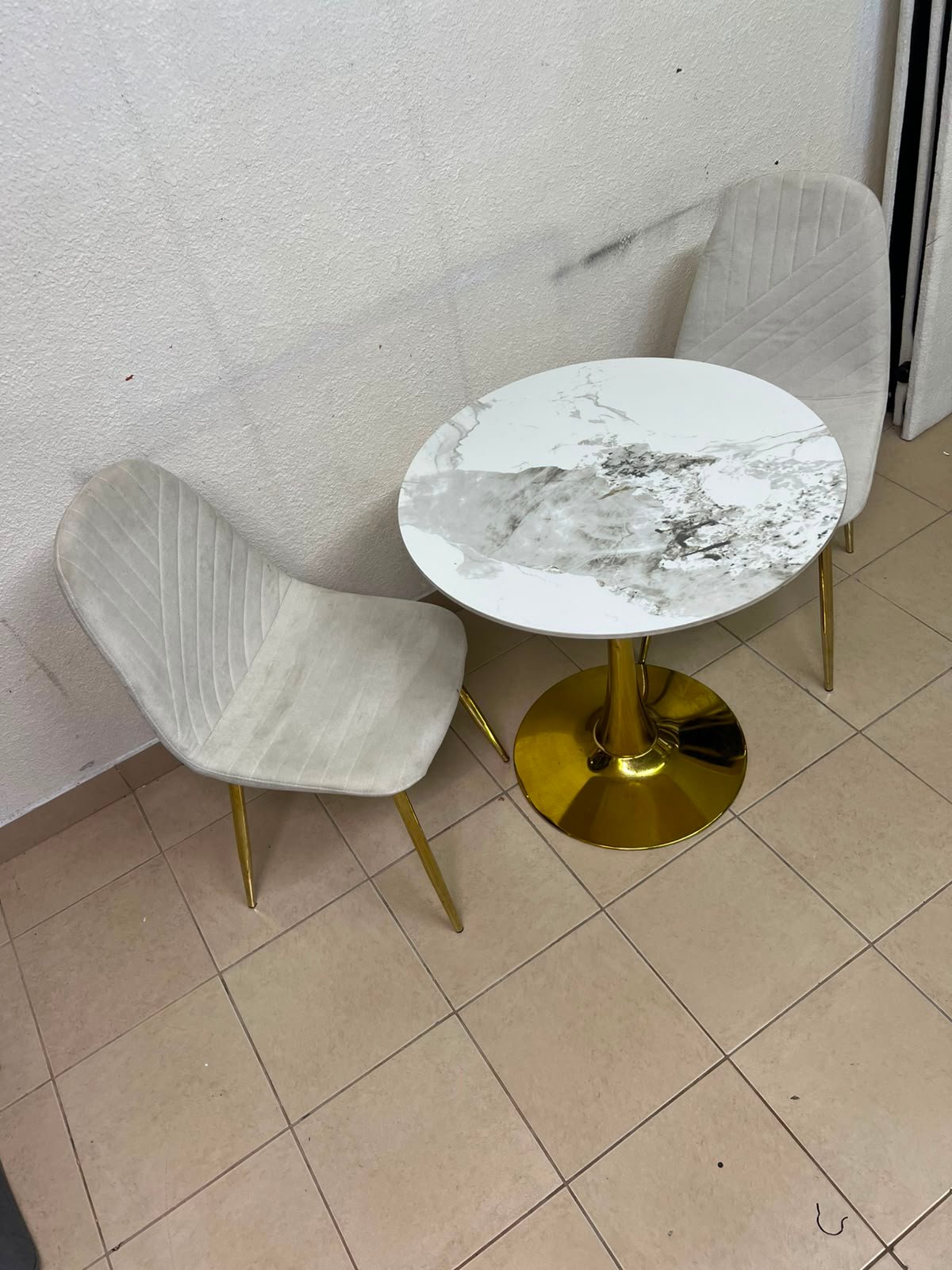 Luxurious 3-Piece Bistro Set – Round White Marble-Effect Table with Gold Pedestal Base & 2 Cream Velvet Chairs with Gold Legs - Image 4