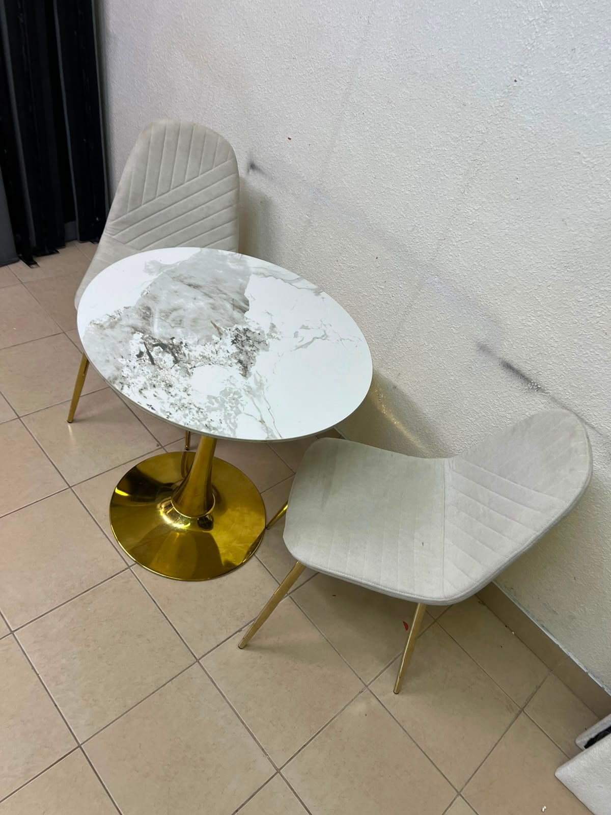 Luxurious 3-Piece Bistro Set – Round White Marble-Effect Table with Gold Pedestal Base & 2 Cream Velvet Chairs with Gold Legs - Image 6