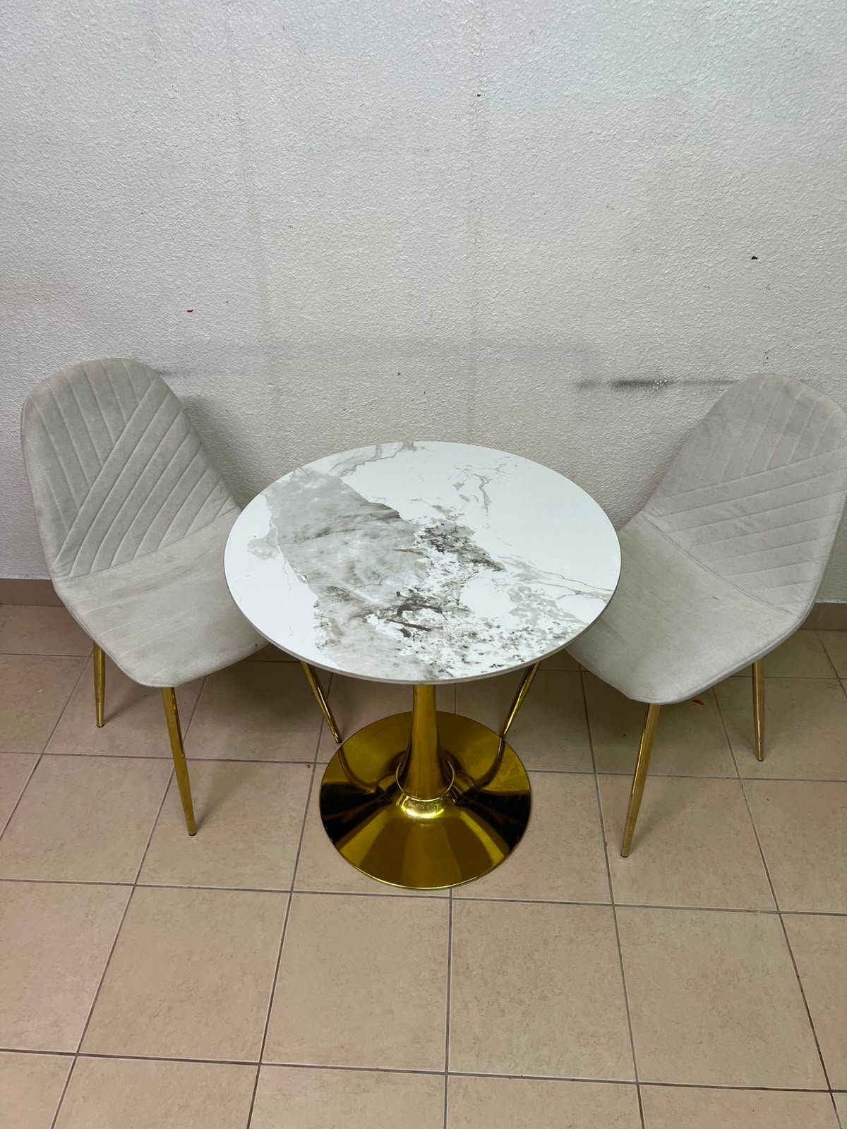 Luxurious 3-Piece Bistro Set – Round White Marble-Effect Table with Gold Pedestal Base & 2 Cream Velvet Chairs with Gold Legs