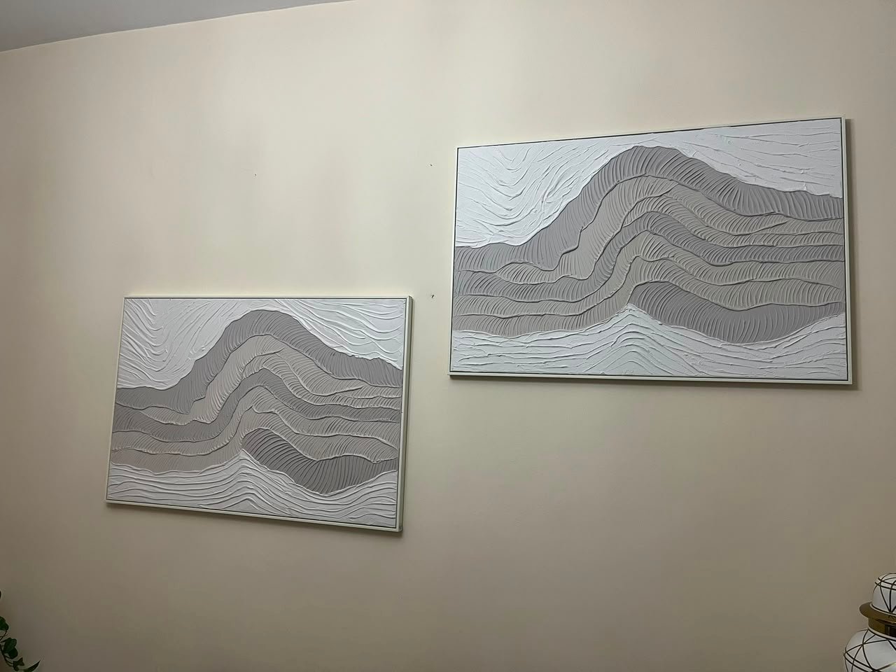 Set of 2 Modern White & Grey 3D Textured Wall Art – Minimalist Plaster Wave Design with Silver Framed Canvas for Living Room & Bedroom