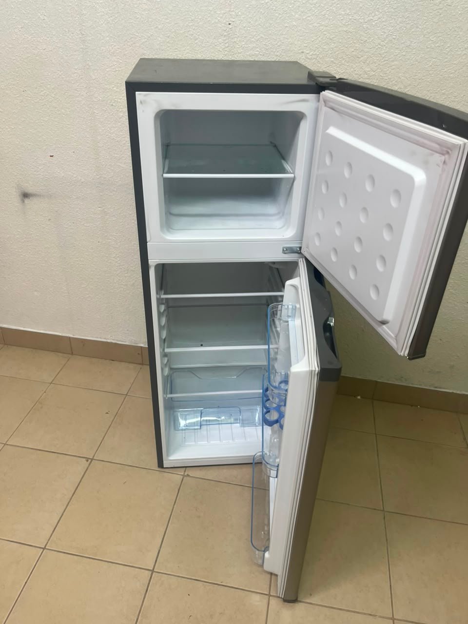 Bompani two-door refrigerator - Image 12