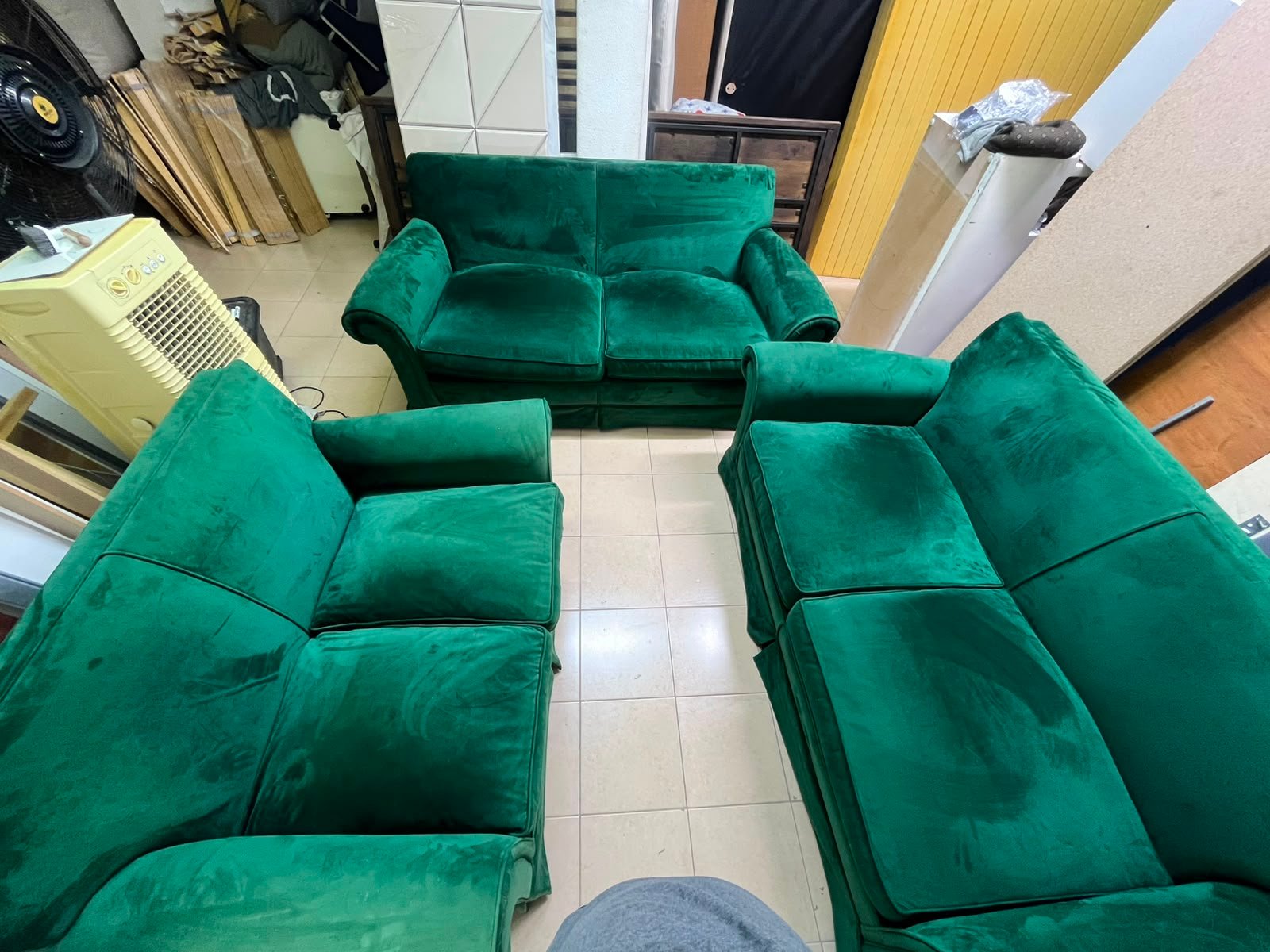 Classic Emerald Green Velvet Sofa Set – 3-Piece Living Room Suite with 2-Seater, Armchair & Loveseat, Plush Rolled Arms - Image 3