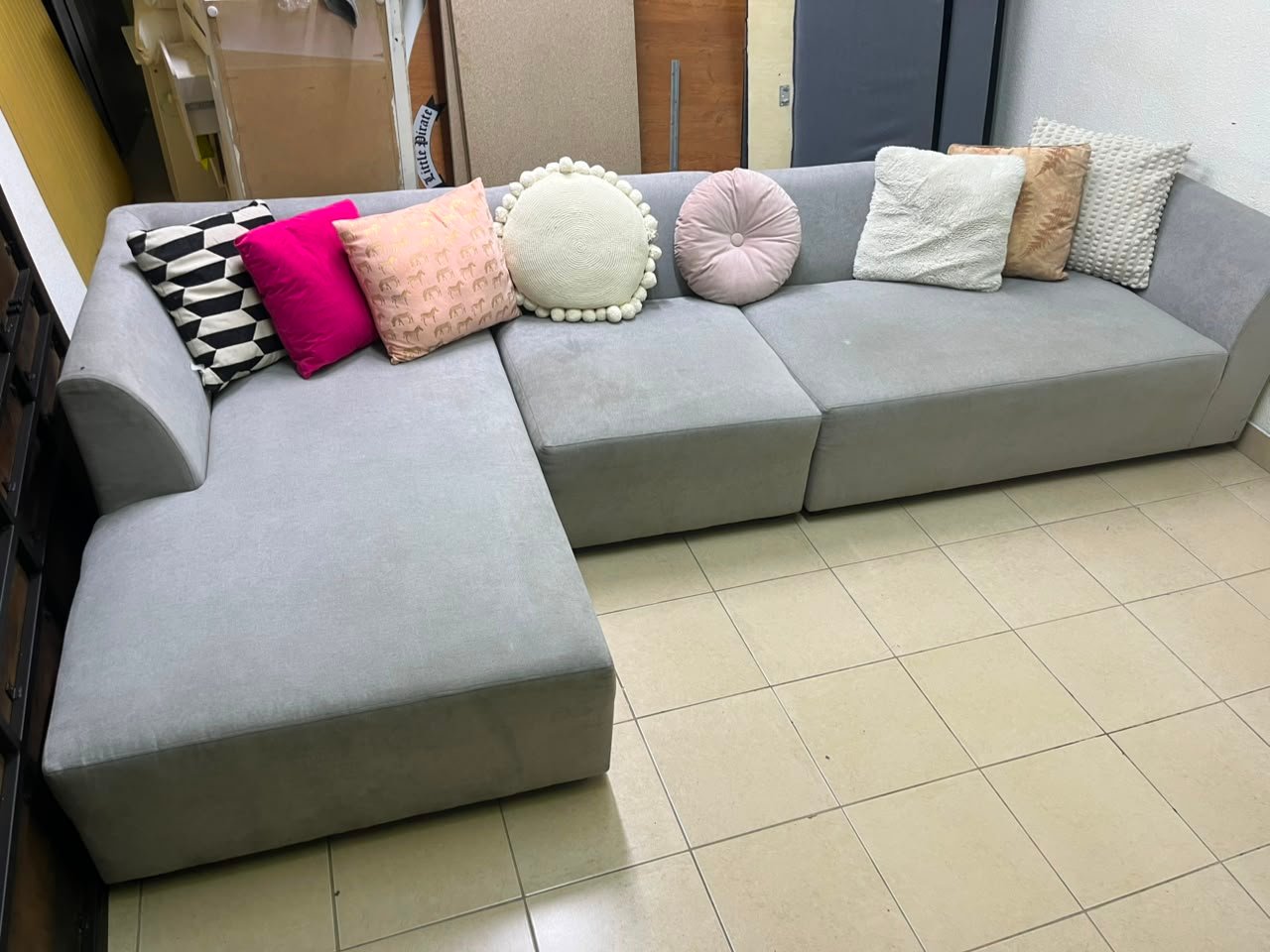 Modern Grey Modular L-Shaped Sectional Sofa – Fabric Couch with Chaise Lounge, Deep Seating & Clean Minimalist Lines - Image 6