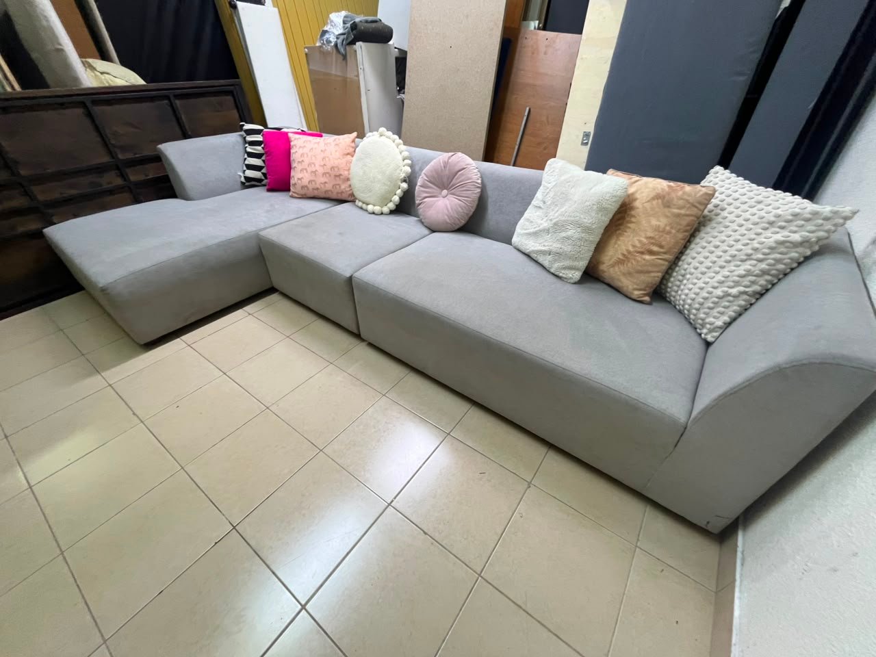 Modern Grey Modular L-Shaped Sectional Sofa – Fabric Couch with Chaise Lounge, Deep Seating & Clean Minimalist Lines - Image 9