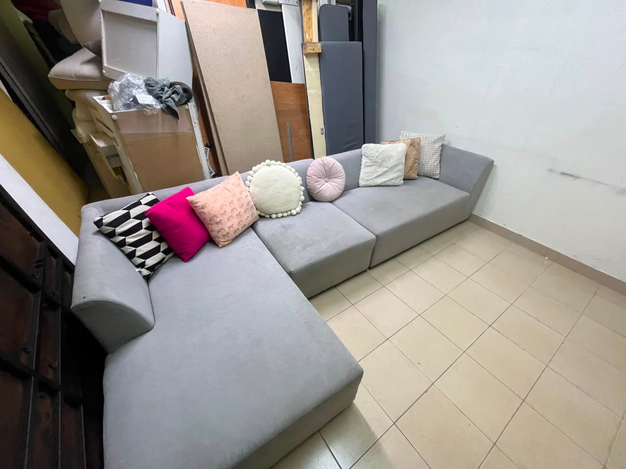 Modern Grey Modular L-Shaped Sectional Sofa – Fabric Couch with Chaise Lounge, Deep Seating & Clean Minimalist Lines - Image 10