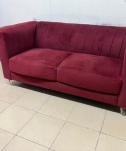 Classic Burgundy Red Velvet 2-Seater Sofa – Plush Fabric Loveseat with Rolled Arms & Chrome Metal Legs - Image 3