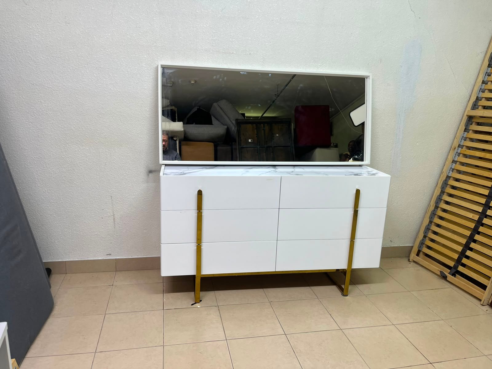 Modern White Dresser with Mirror & Gold Legs – Minimalist 3-Drawer Chest with Sleek Gold Handles for Bedroom & Vanity - Image 8