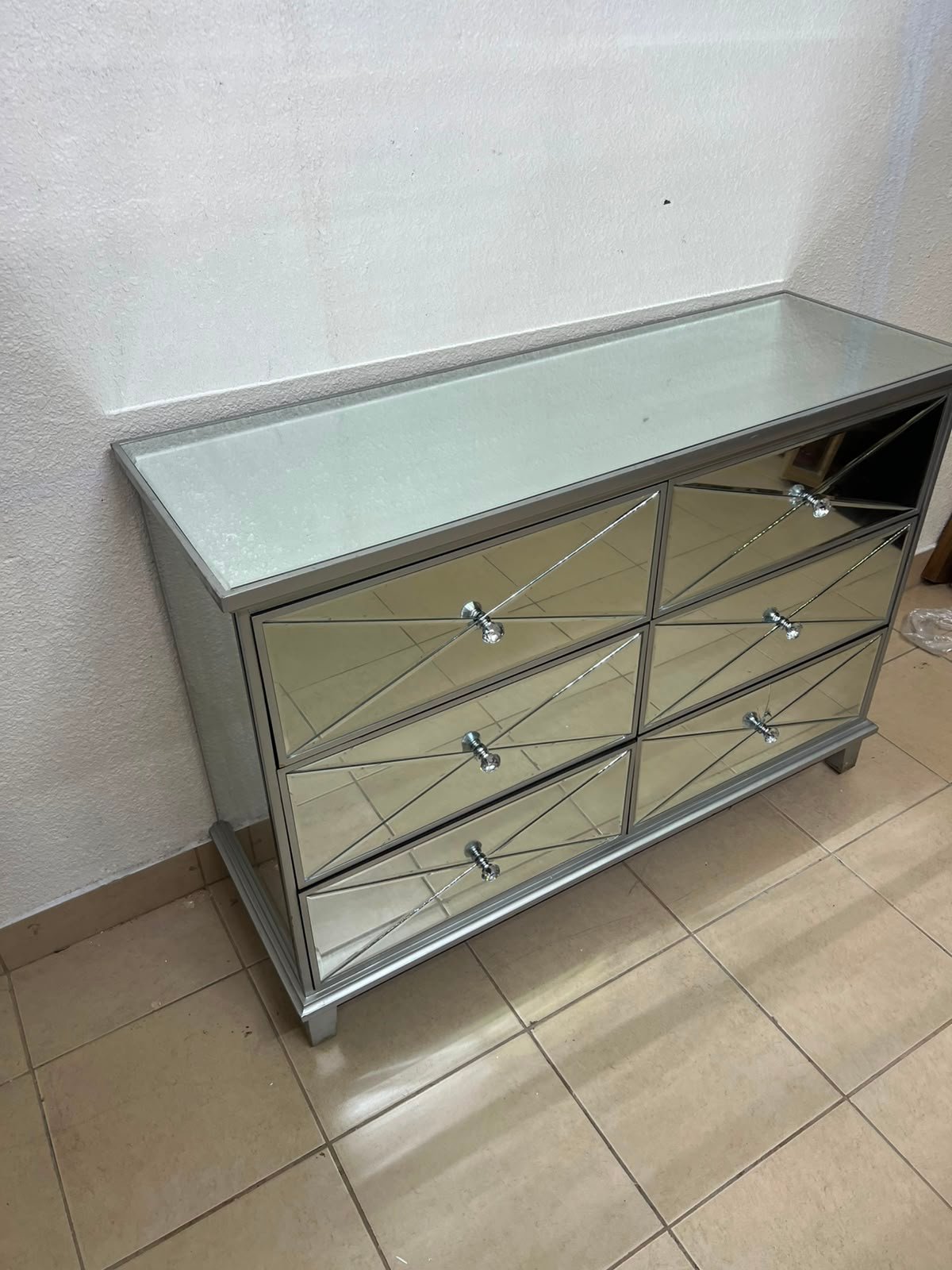 Modern Mirrored 6-Drawer Chest / Dresser – Luxurious Silver Glass Storage Cabinet with Faux Diamond Pulls & Glass Top - Image 6