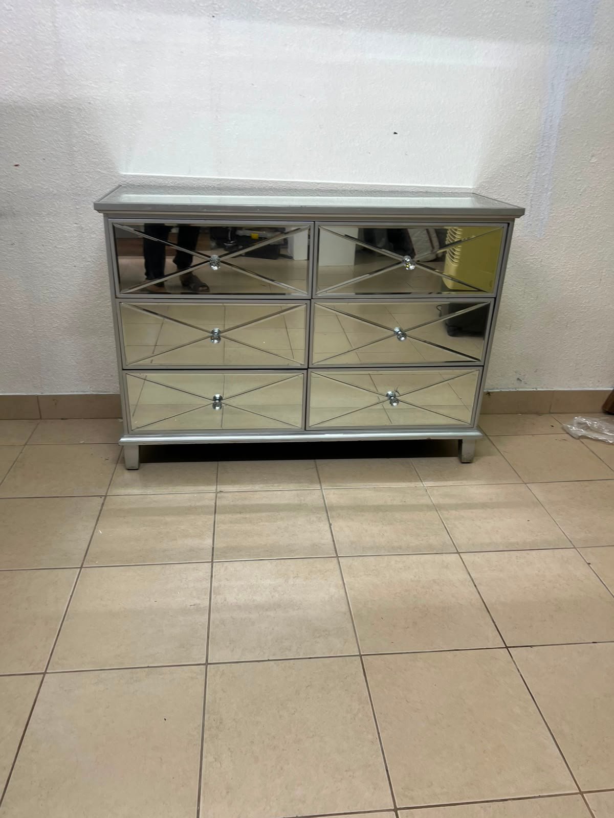 Modern Mirrored 6-Drawer Chest / Dresser – Luxurious Silver Glass Storage Cabinet with Faux Diamond Pulls & Glass Top - Image 3