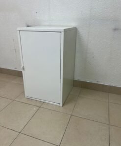 Modern White Single-Door Metal Cabinet / Storage Unit – Compact Lockable Cupboard with Adjustable Shelf & Silver Handle - Image 3
