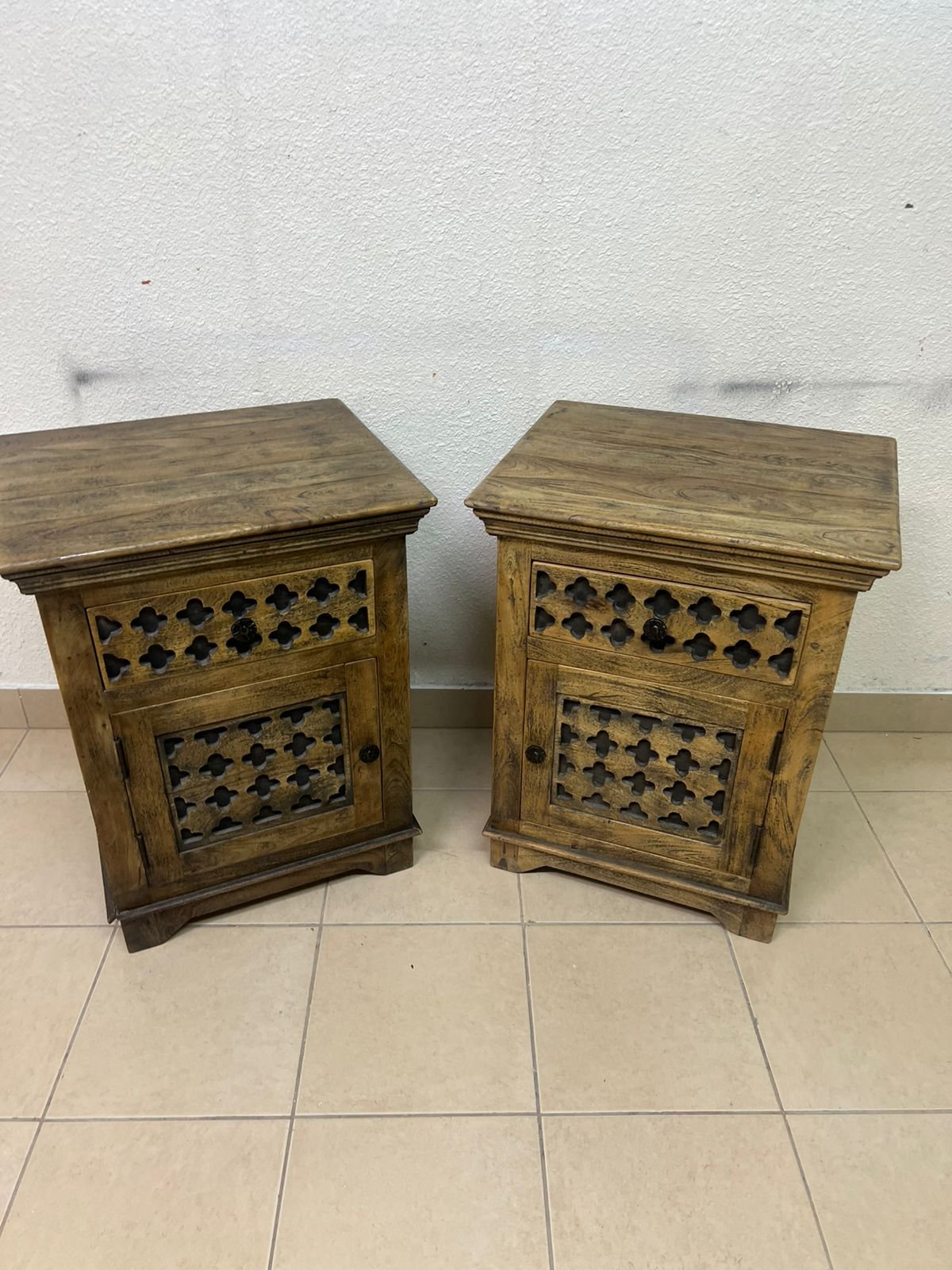 Set of 2 Rustic Carved Wooden Nightstands – Antique Brown Finish with Intricate Geometric Lattice Panel & Storage Cabinet - Image 7