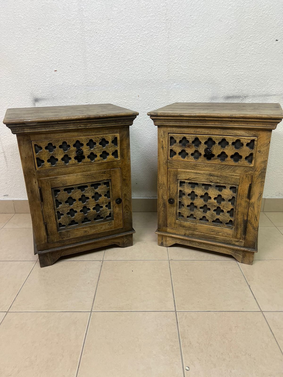 Set of 2 Rustic Carved Wooden Nightstands – Antique Brown Finish with Intricate Geometric Lattice Panel & Storage Cabinet