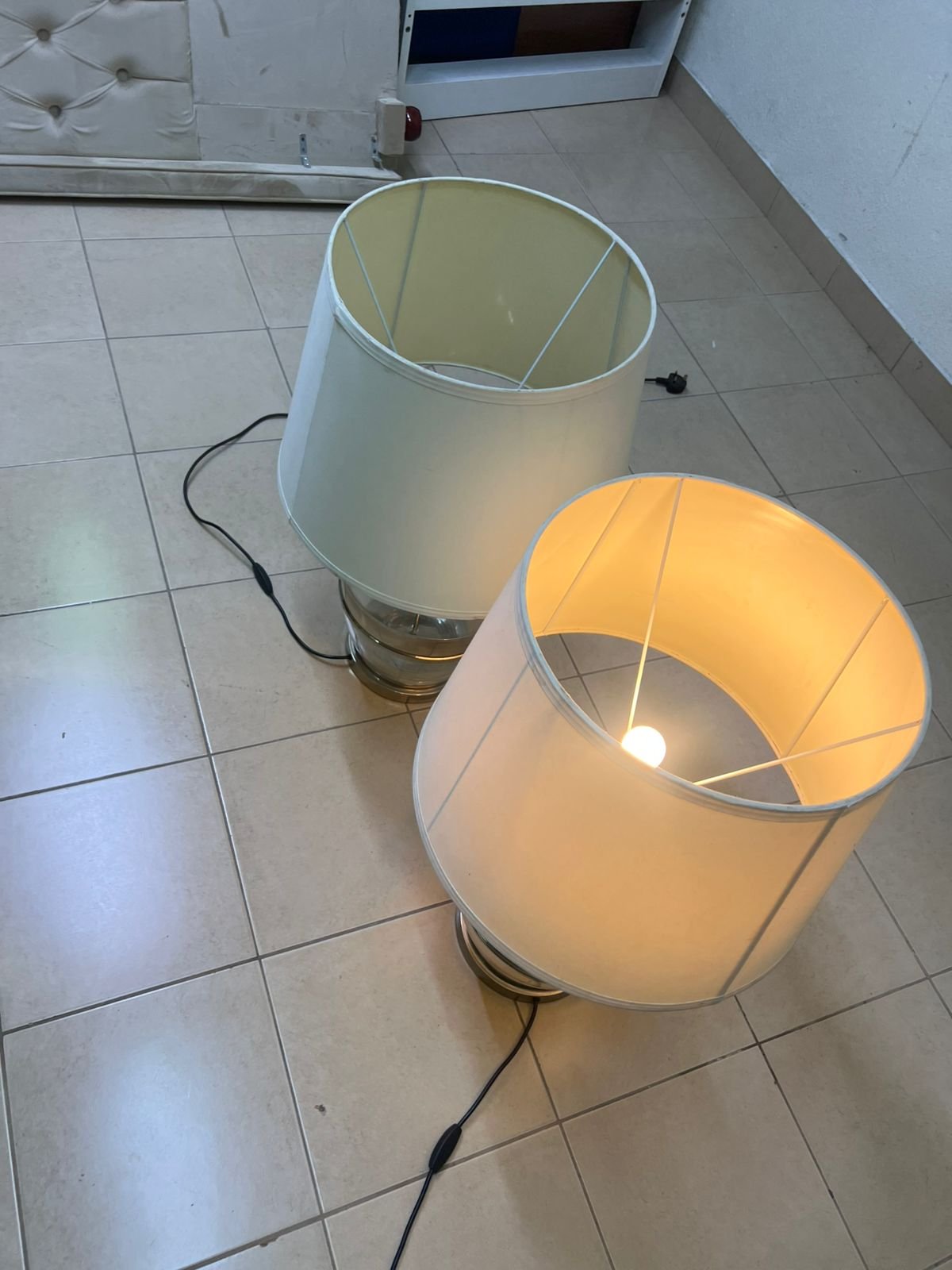 Set of 2 Modern Table Lamps – Clear Glass & Brass Base with Cream Fabric Drum Shade for Bedroom, Living Room & Office - Image 10