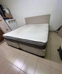 Modern Light Wood Bed Frame with Headboard & White Quilted Mattress – Complete Divan Bed Set with Grey Base for Bedroom & Guest Room