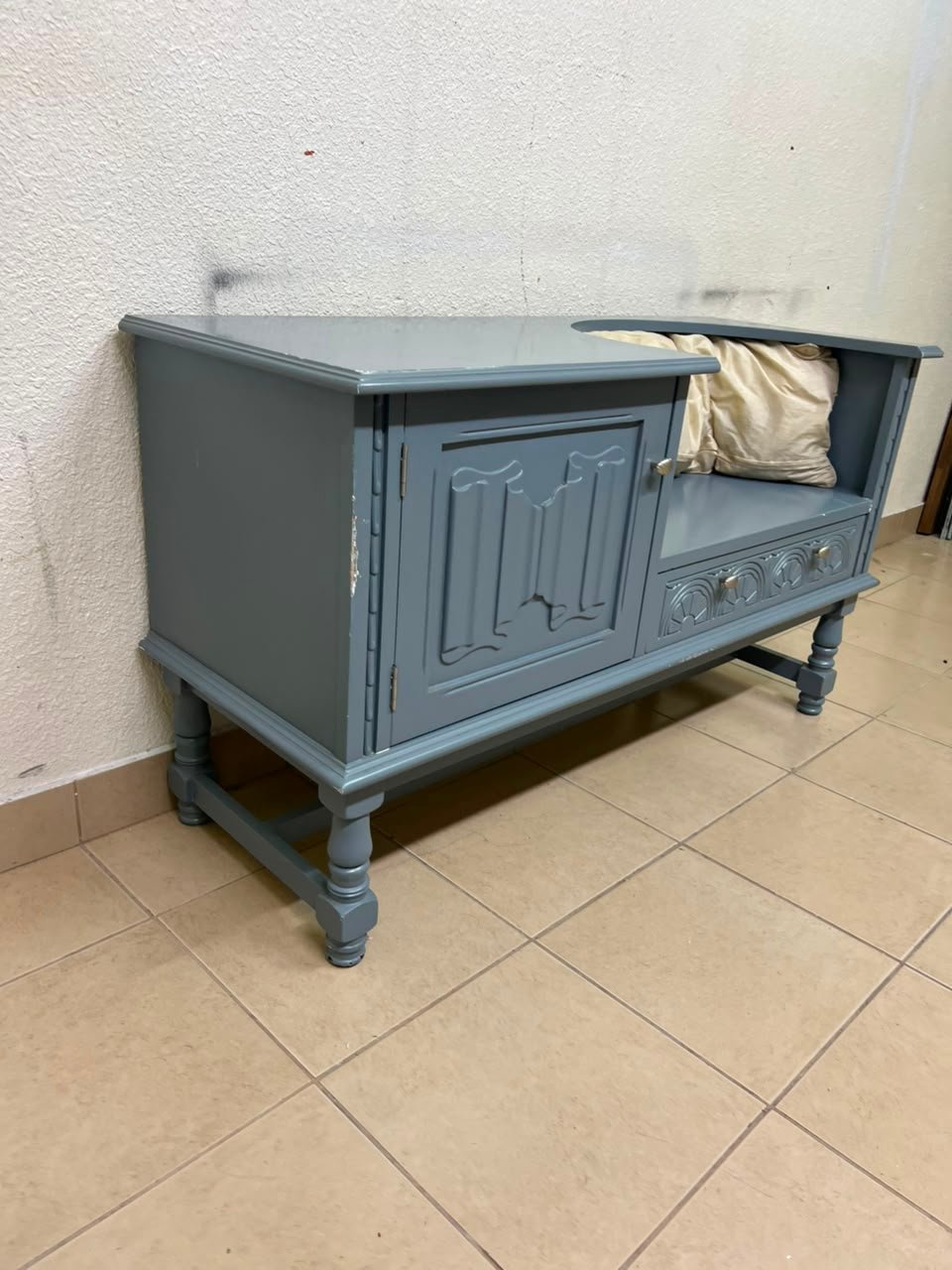 Classic Vintage Blue Storage Bench / Entryway Seat – Antique Style with Ornate Cabinet, Carved Drawer & Cream Cushion - Image 10