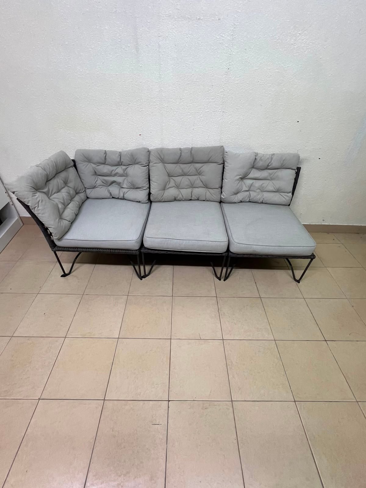 Modern Outdoor 3-Seater Wicker Sofa – Black Rattan Frame with Grey Tufted Cushions & Steel Legs for Patio, Garden & Balcony