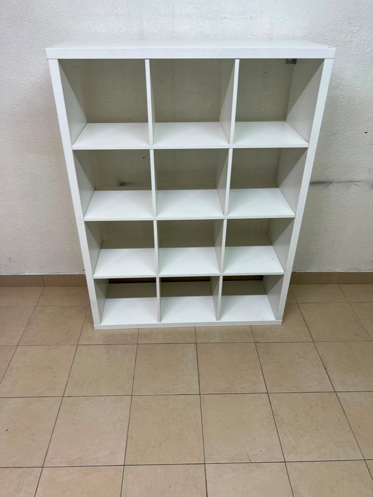 Modern White 12-Cube Bookshelf / Storage Organizer – 4-Tier Open Compartment Shelving Unit for Living Room, Bedroom & Office - Image 3