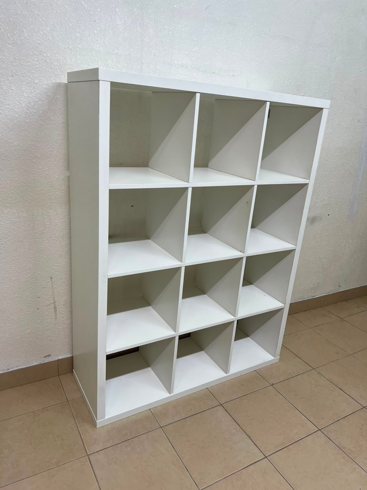 Modern White 12-Cube Bookshelf / Storage Organizer – 4-Tier Open Compartment Shelving Unit for Living Room, Bedroom & Office - Image 6
