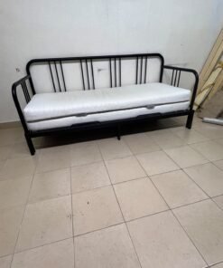 This is a black metal daybed that extends to convert into a double bed or a sofa; it closely resembles the IKEA FYRESDAL daybed frame (80x200 cm). - Image 3