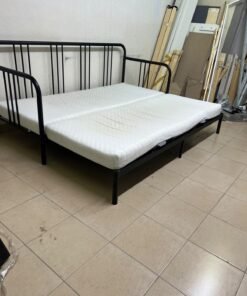 This is a black metal daybed that extends to convert into a double bed or a sofa; it closely resembles the IKEA FYRESDAL daybed frame (80x200 cm). - Image 11