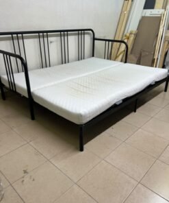 This is a black metal daybed that extends to convert into a double bed or a sofa; it closely resembles the IKEA FYRESDAL daybed frame (80x200 cm). - Image 6