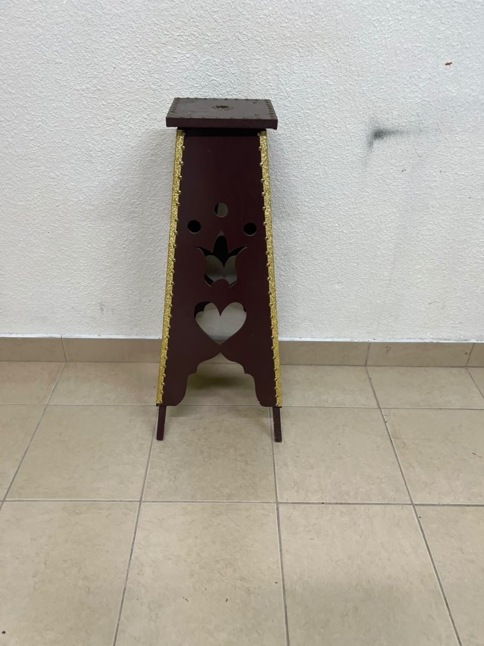 A tall wooden garment incense burner (incense stand) featuring a tower or pyramid design; it is used to scent abayas, clothing, and fabrics by hanging or placing them over the burner, allowing them to absorb the fragrance of incense and oud. - Image 3