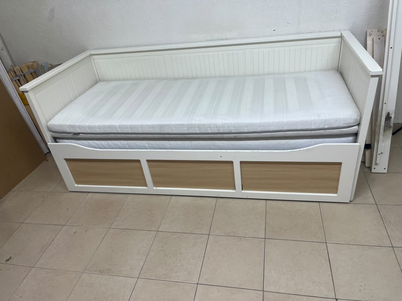 IKEA HEMNES daybed frame in white, featuring three built-in storage drawers. - Image 2