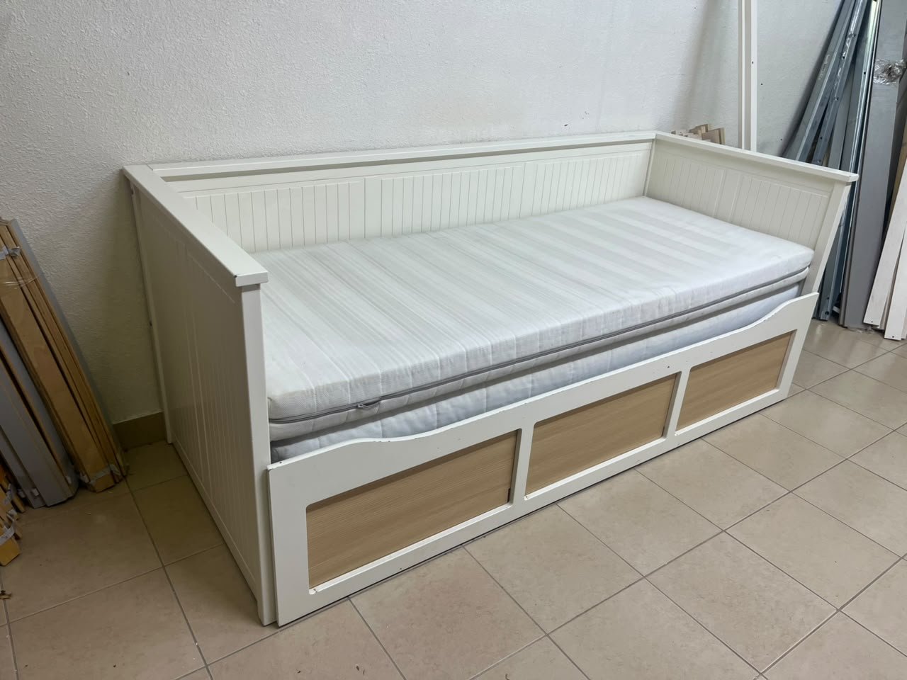 IKEA HEMNES daybed frame in white, featuring three built-in storage drawers. - Image 8