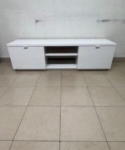 The IKEA BYÅS TV unit in high-gloss white features a sleek, modern design with two cabinets and open central shelves. - Image 9