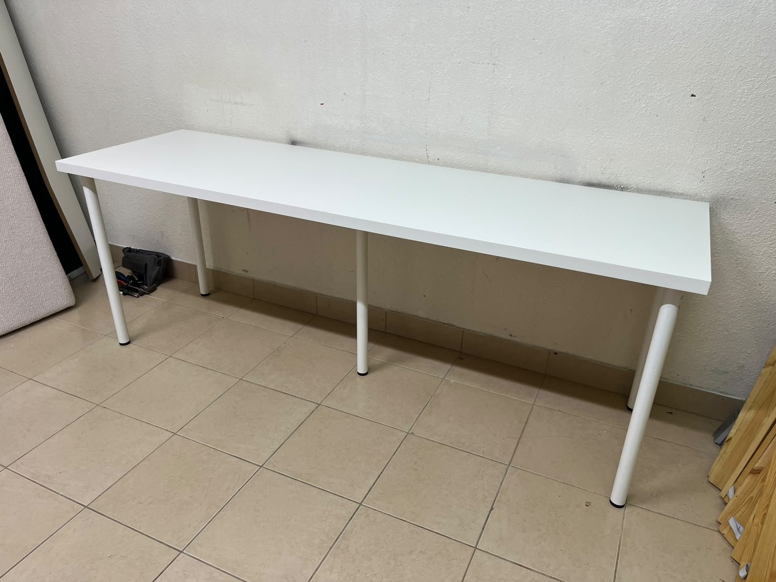 IKEA LAGKAPTEN / ADILS desk in white. - Image 2
