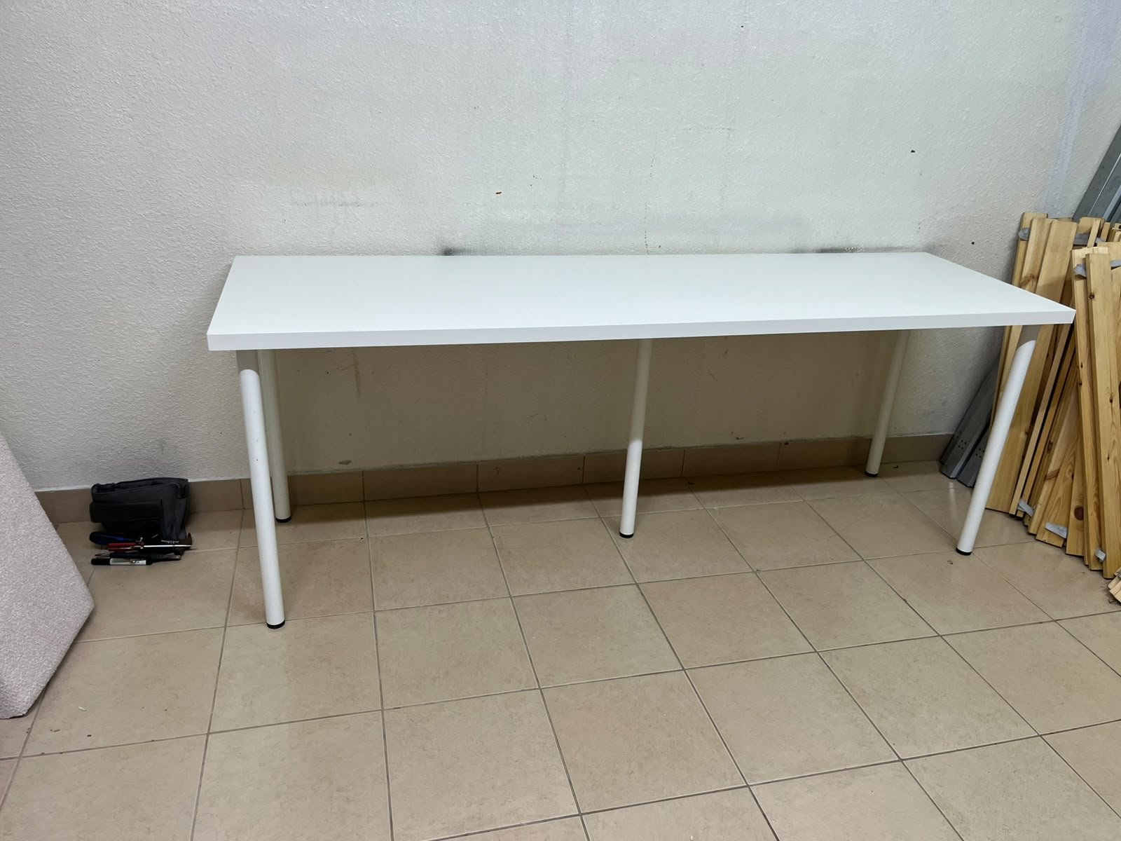 IKEA LAGKAPTEN / ADILS desk in white. - Image 6