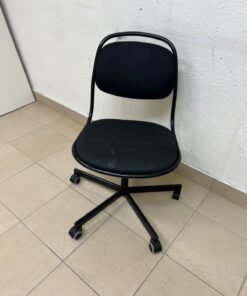 A comfortable office chair featuring a black backrest, built-in lumbar support, and a metal base. - Image 6