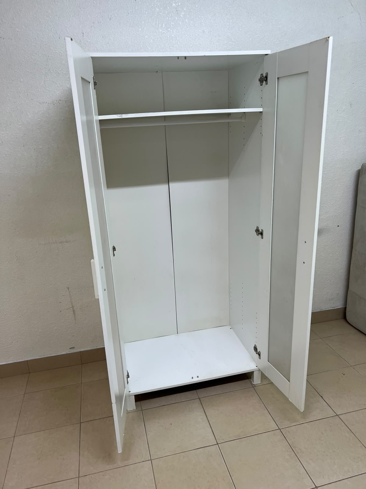 This product is a white wardrobe featuring two doors with striped glass panels (similar to the IKEA "Aneboda" style or comparable two-door wardrobes). - Image 4