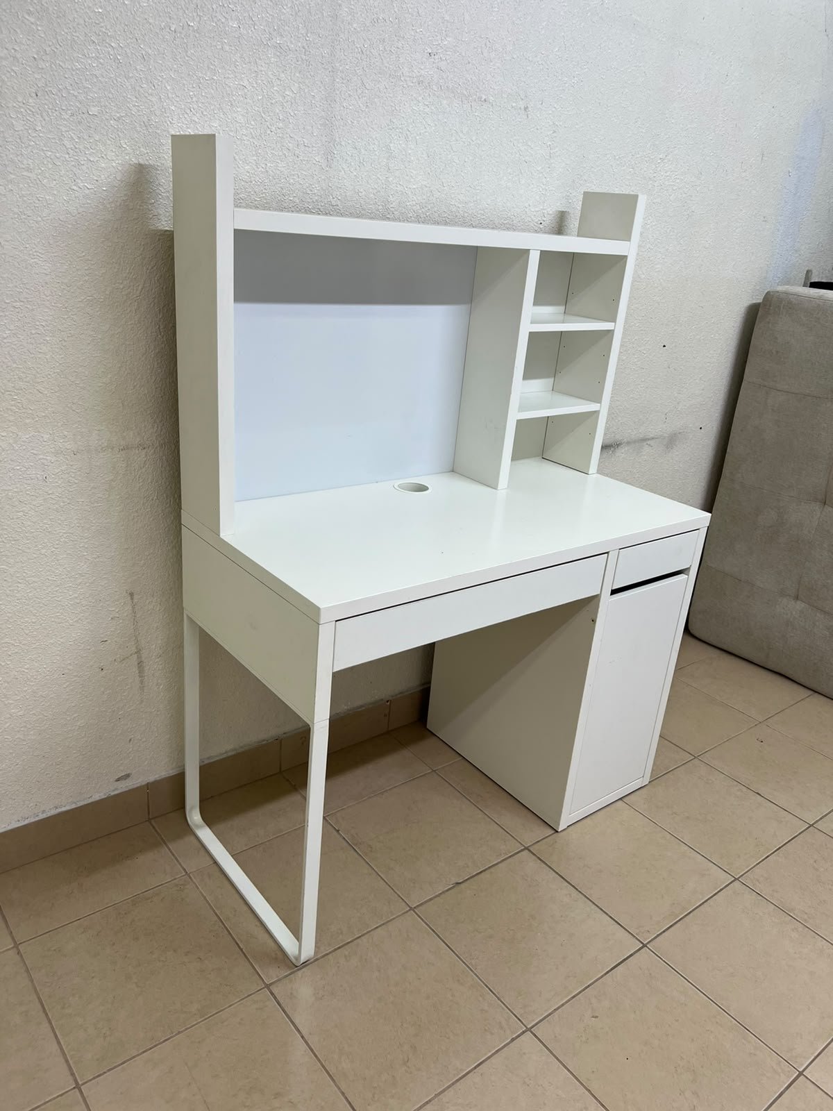 MICKE desk with high add-on unit in white from IKEA. - Image 4