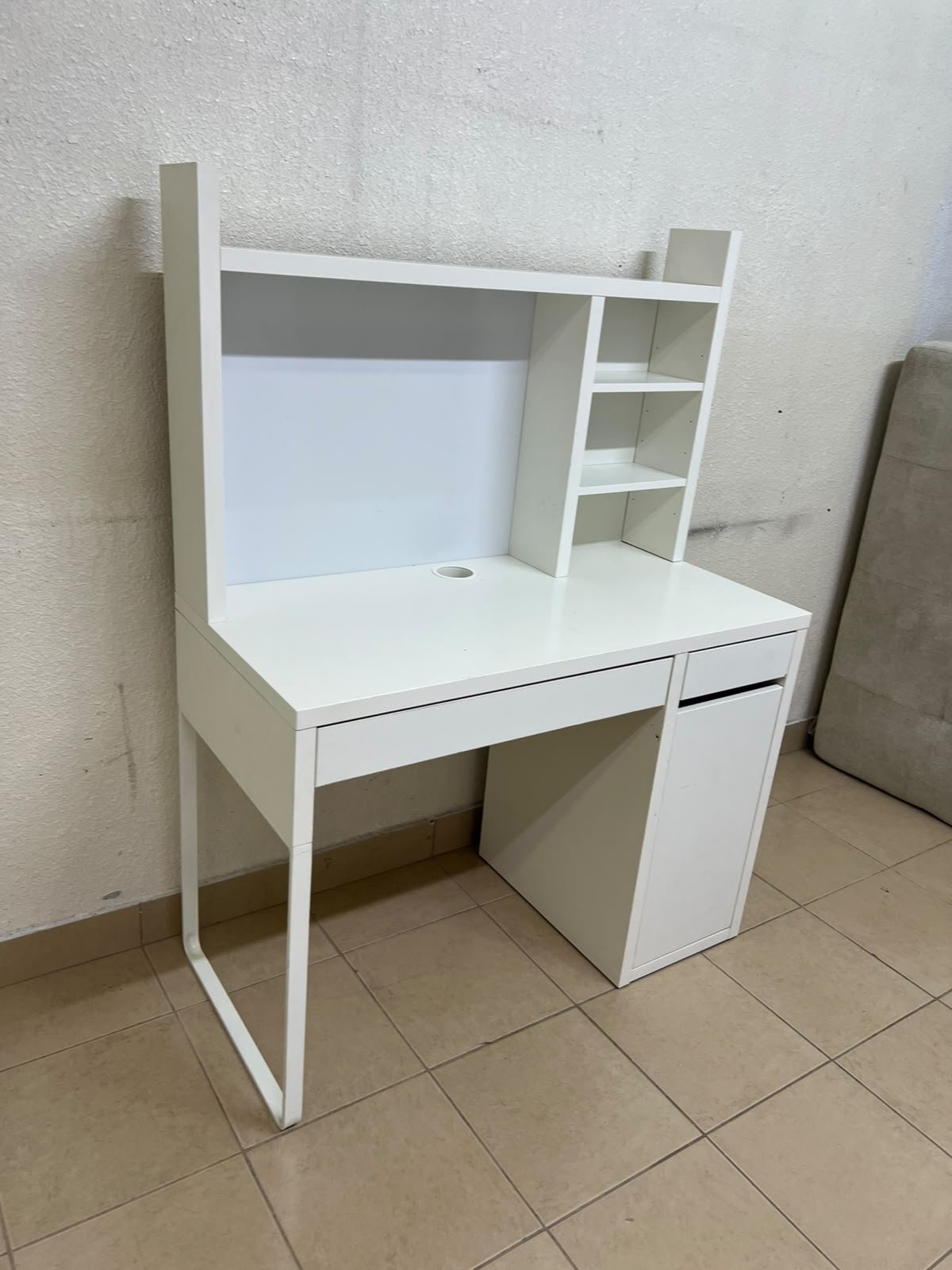 MICKE desk with high add-on unit in white from IKEA. - Image 9