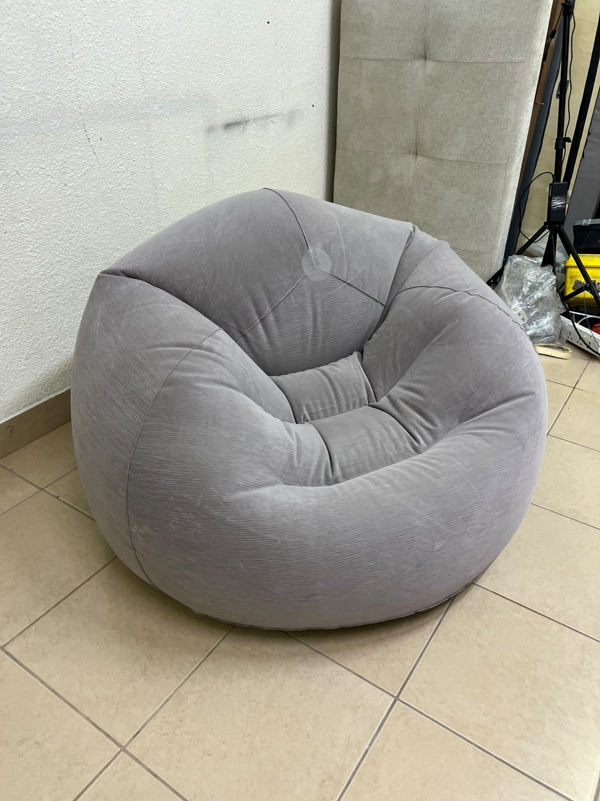 Intex Beanless Bag Chair (inflatable, without filling) – Grey. - Image 5