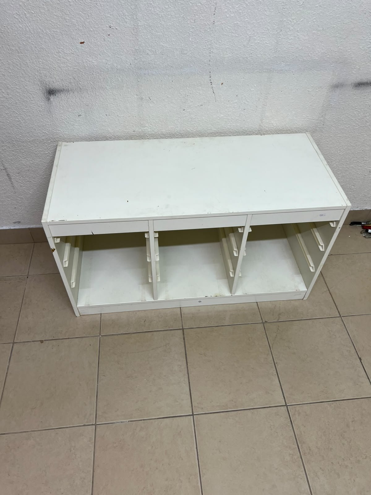 White storage frame from the IKEA TROFAST series, measuring 99x44x56 cm. - Image 2