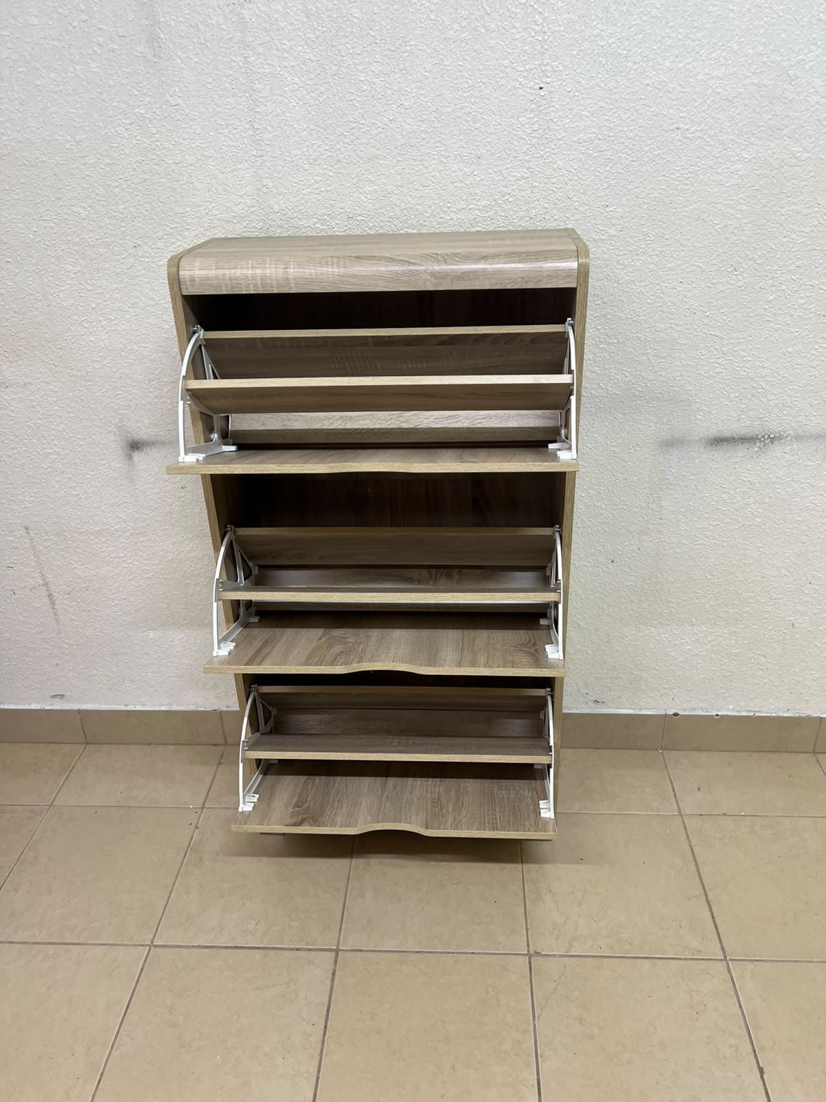Slim 3-drawer shoe cabinet with a fold-out design, in a natural oak finish. - Image 5