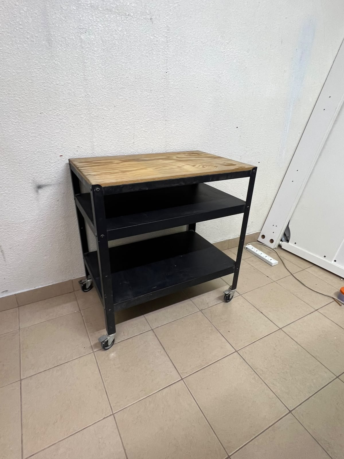 IKEA BROR storage trolley (black/pine plywood), measuring 85×55 cm. - Image 4