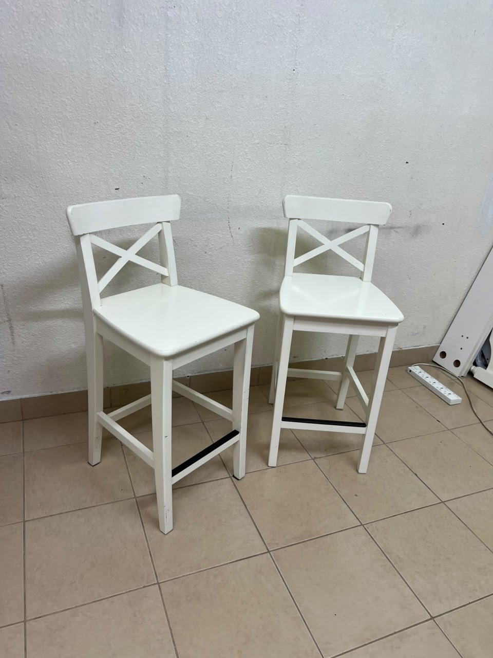 White bar stool with a backrest from IKEA (similar to the ROSENTORP high chair with backrest or the INGOLF model). - Image 2