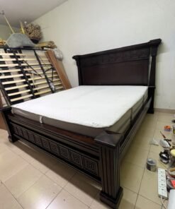 Large, classic double bed (king-size) with mattress, crafted from dark wood and featuring a headboard and footboard adorned with square-patterned detailing. - Image 2