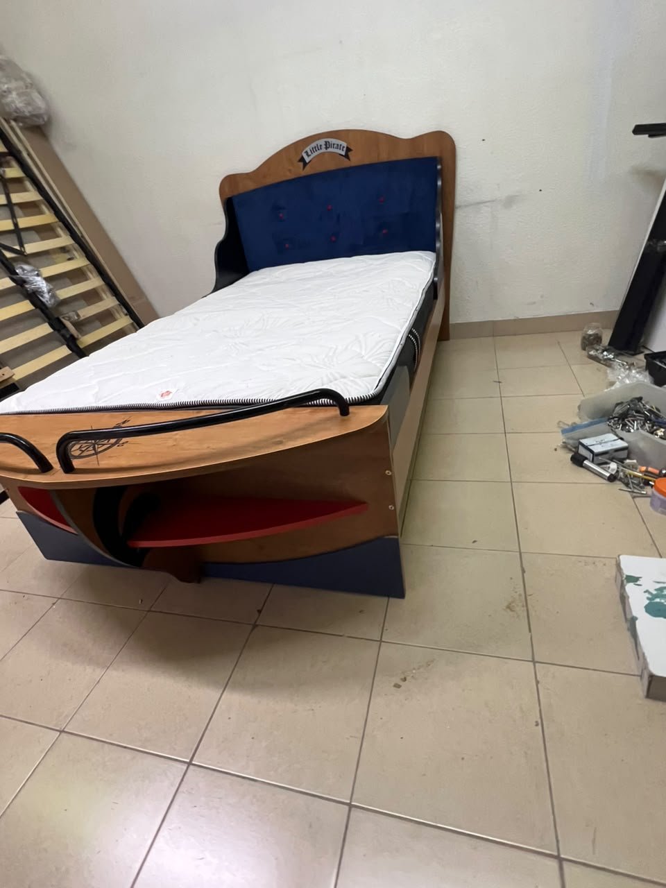 'Little Pirate' ship-design children's bed from Home Centre. - Image 2