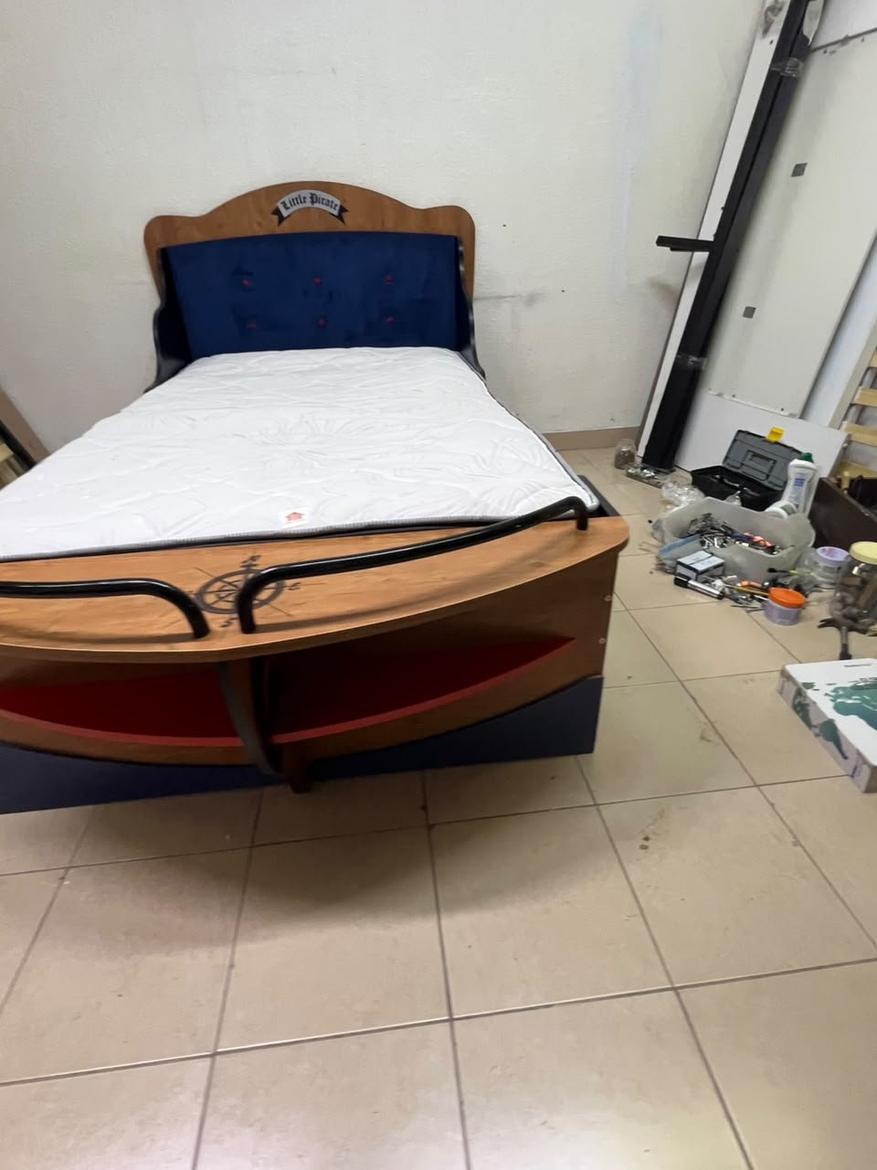 'Little Pirate' ship-design children's bed from Home Centre. - Image 11